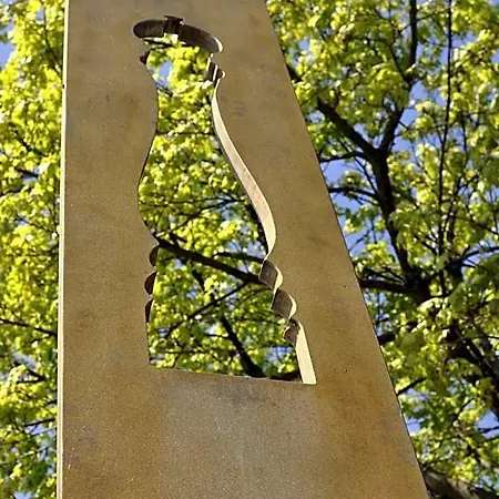 Rennsteighotel Herrnberger Hof מלון נויהאוס אם רנווג