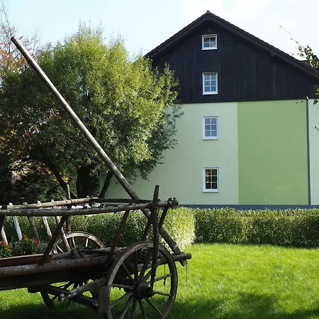 Hotell Rennsteighotel Herrnberger Hof Neuhaus am Rennweg